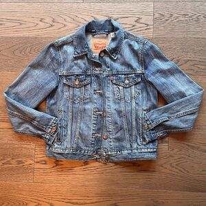 Levi's Classic Blue Jean Jacket